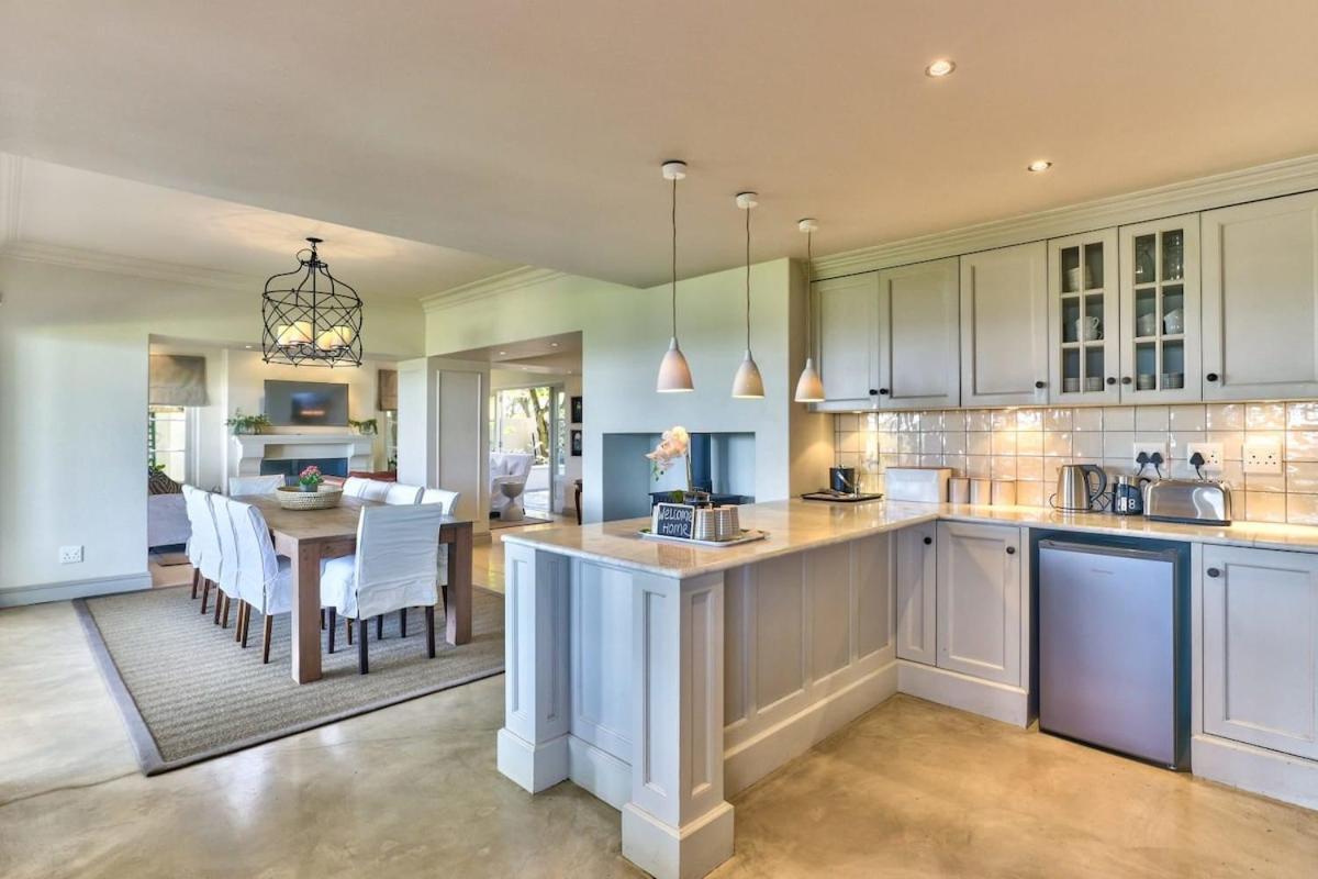 Lush Family Home In Prestigious Area Città del Capo Esterno foto