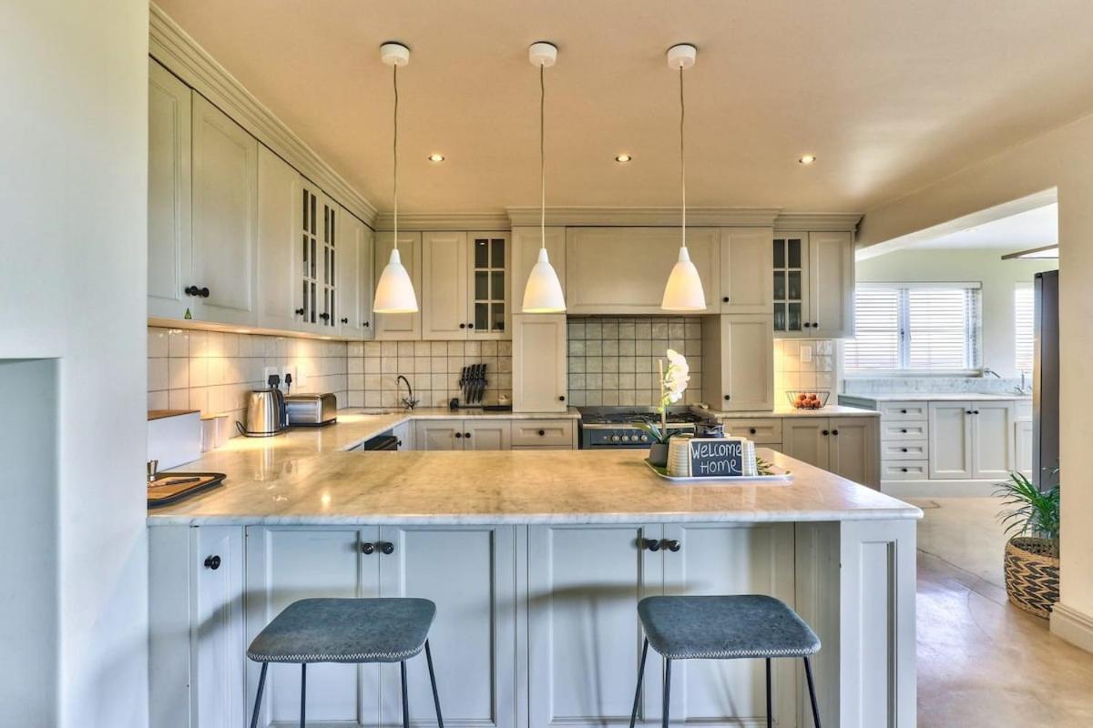 Lush Family Home In Prestigious Area Città del Capo Esterno foto