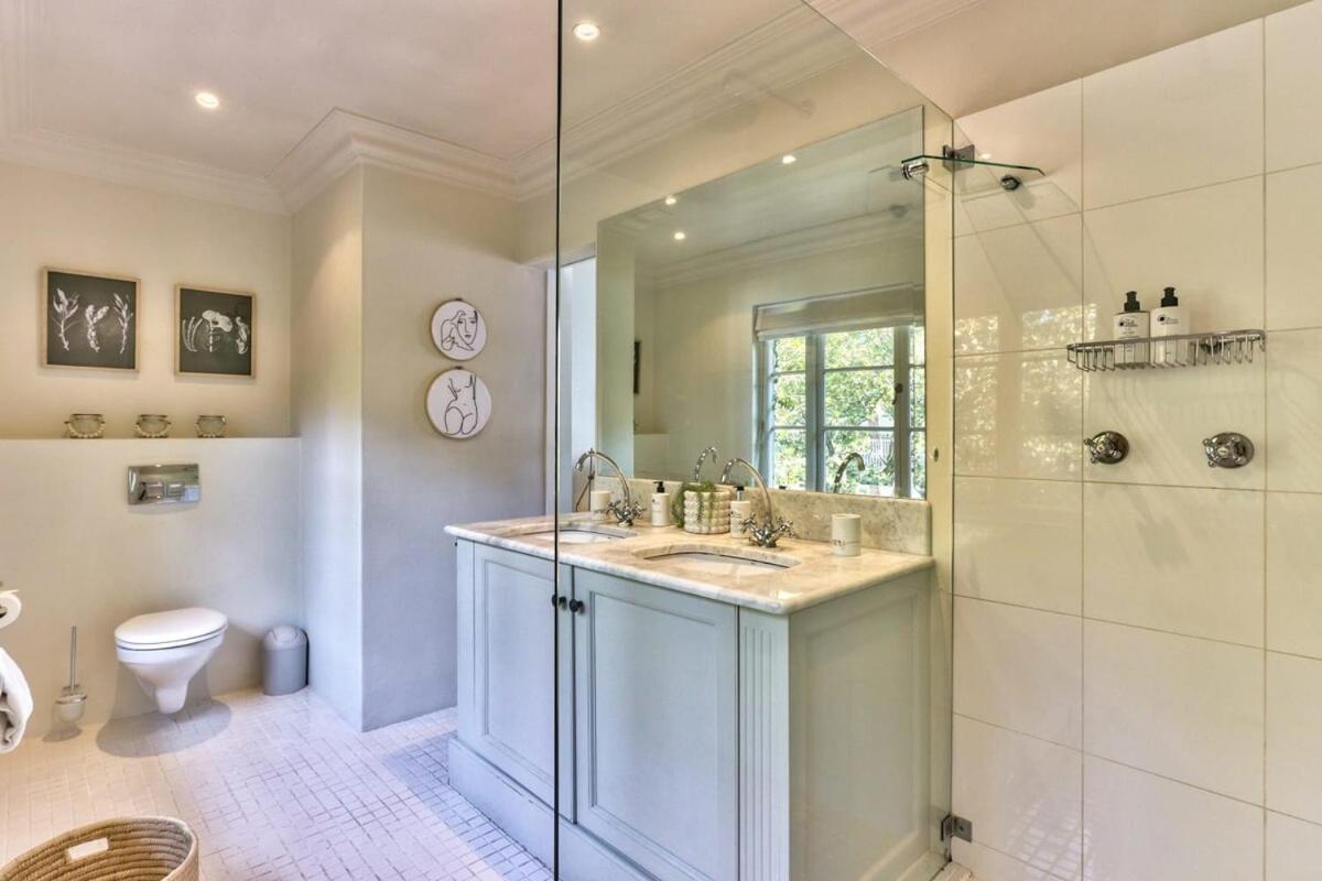 Lush Family Home In Prestigious Area Città del Capo Esterno foto
