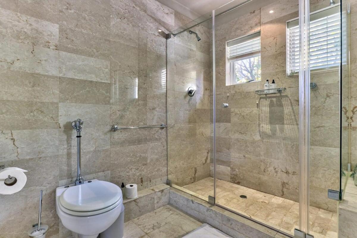 Lush Family Home In Prestigious Area Città del Capo Esterno foto